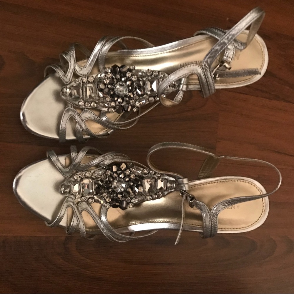 Silver pewter Antonio Melani heels